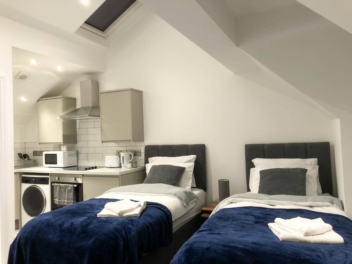 10Min To City - Free Parking - Private Studio - Contractor Friendly แมนเชสเตอร์ ภายนอก รูปภาพ